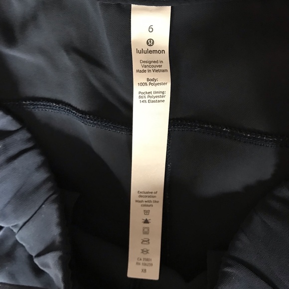Lululemon NWOT navy blue shorts - Picture 2 of 4